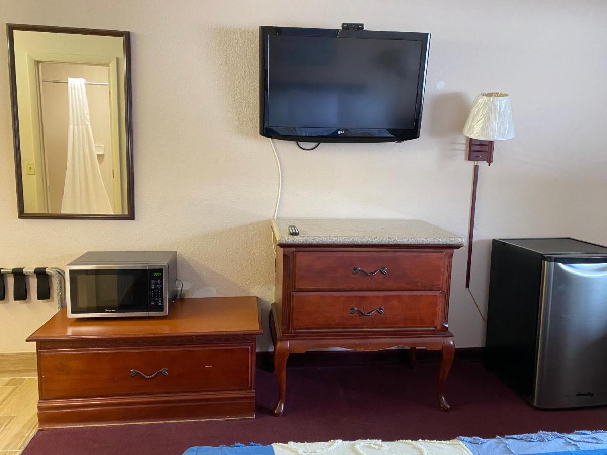 Regency Inn 페른 파크 외부 사진